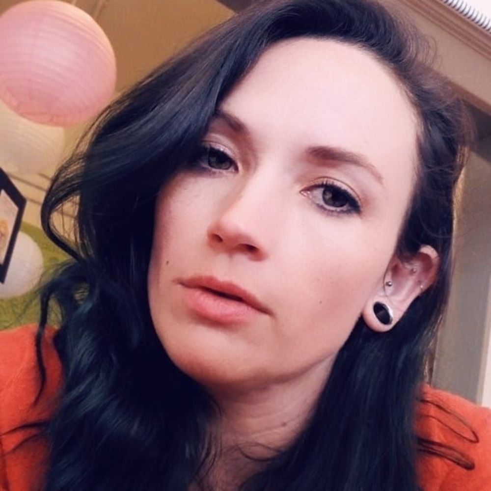 Meet your Posher, Jannea